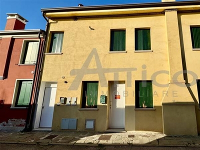 Appartamento in Via Mure Soccorso 35 a Rovigo