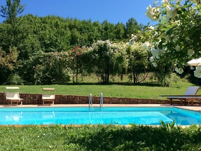 Casa a Lugagnano Val D\'arda con barbecue, giardino e piscina
