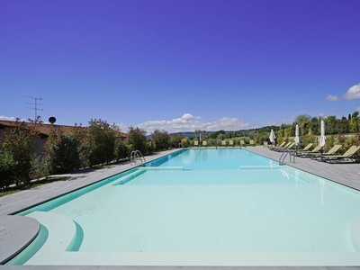 Casa a Moniga Del Garda con piscina condivisa + bella vista