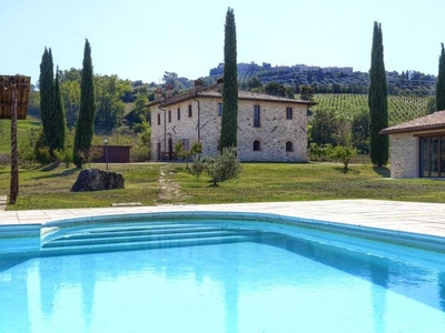 Casa a Monte Castello Di Vibio con barbecue e piscina