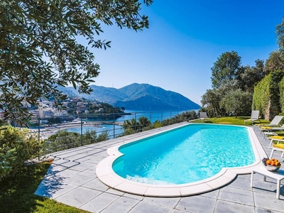 Casa a Recco con piscina panoramica