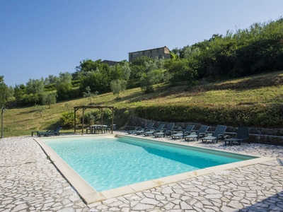 Casa a Serravalle Pistoiese con piscina e barbecue