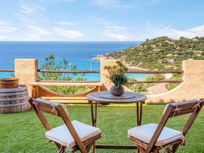 Casa a Torre Delle Stelle (Maracalagonis) con terrazza coperta