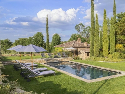 Casa a Torrita Di Siena con giardino, piscina e terrazza