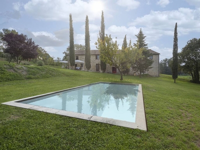 Casa a Umbertide con piscina e barbecue