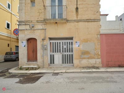 Casa indipendente in Vendita in Via Caputo a Gioia del Colle