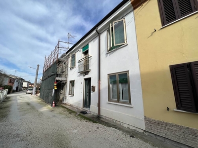 Casa semi indipendente in vendita a Castel D'ario Mantova Centro Urbano