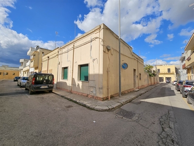 Casa singola in Via Patrono Cap. Pietro 6 a Mesagne