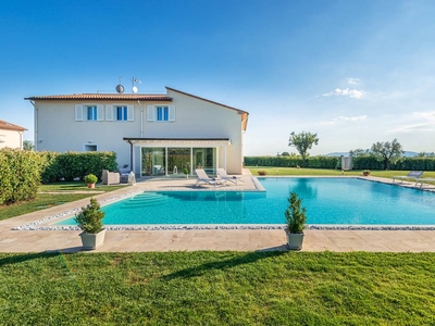 Confortevole casa a Monsummano Terme con piscina interna