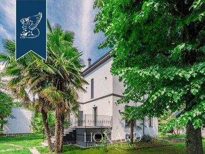 Prestigiosa villa di 400 mq in vendita Rho, Italia