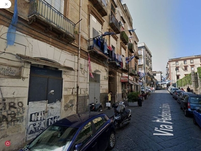 Negozio/Locale commerciale in Vendita in Via Federico Delpino 86 a Napoli