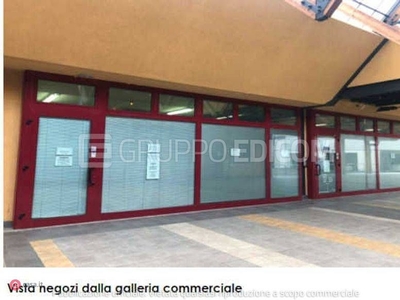 Negozio/Locale commerciale in Vendita in Via Fratelli Cavanis a Venezia