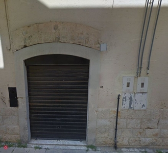 Negozio/Locale commerciale in Vendita in Via Messina a Bari