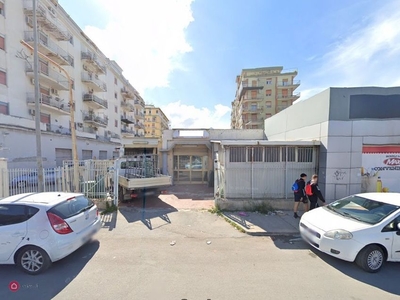 Negozio/Locale commerciale in Vendita in Via Tasca Lanza 126 a Palermo