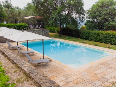 Piacevole casa a Umbertide con piscina, idromassaggio e barbecue