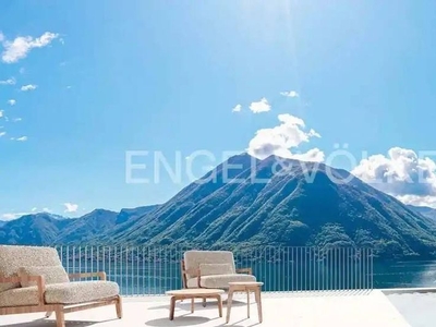 Prestigiosa villa di 470 mq in vendita Via Cacciatori delle Alpi, Argegno, Lombardia