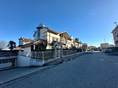 Villa a schiera in vendita a Borgaro Torinese