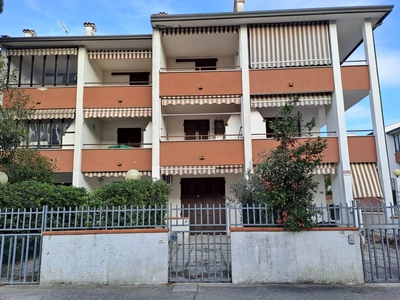 Villa a schiera in vendita a Comacchio Ferrara Lido Di Spina