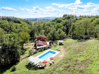 Casa a Terranuova Bracciolini con parcheggio gratuito