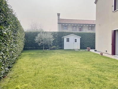 Villa in ottime condizioni in zona Romano a Romano D'Ezzelino