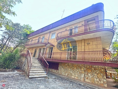 Villa in Vendita in Via Gioia del Colle a Noci