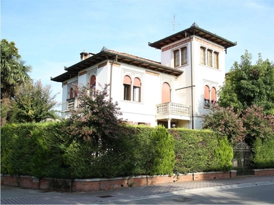 Villa in Via Stazione, San Stino di Livenza, 10 locali, 2 bagni