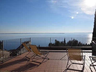 Casa a Garda con giardino, barbecue e terrazza + bella vista