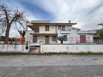 Villa singola in vendita a Barcellona Pozzo di Gotto, Via Erminio Macario, 1 - Barcellona Pozzo di Gotto, ME