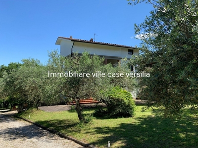 Villa in vendita Lucca