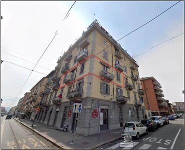 Appartamento all'asta a Torino via Montello, 3