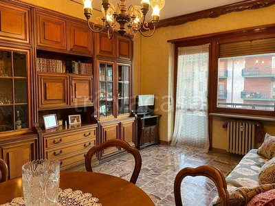 Appartamento in in vendita da privato a Torino via Sospello, 15