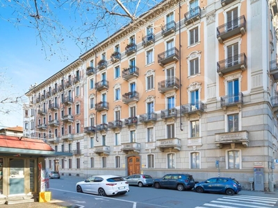 Appartamento in vendita a Torino corso Duca Degli Abruzzi, 37