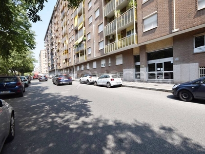 Appartamento in vendita a Torino corso Eusebio Giambone, 63