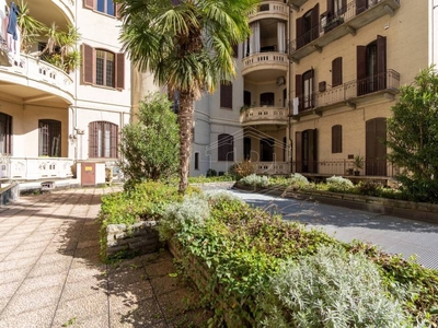 Appartamento in vendita a Torino corso Francia, 23