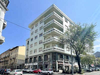 Appartamento in vendita a Torino corso Germano Sommeiller 26