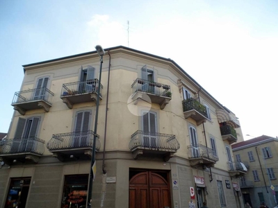 Appartamento in vendita a Torino corso Grosseto, 275