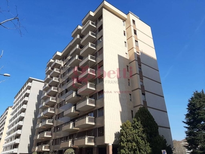 Appartamento in vendita a Torino corso Monte Cucco, 39