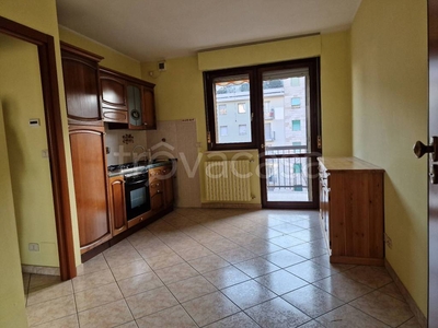 Appartamento in vendita a Torino corso Monte Grappa, 71