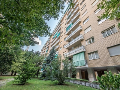 Appartamento in vendita a Torino corso Sebastopoli, 297/8