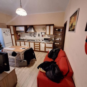 Appartamento in vendita a Torino corso Spezia, 55