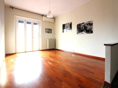 Appartamento in vendita a Torino corso Traiano, 32