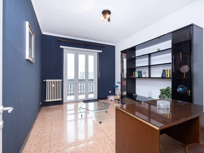 Appartamento in vendita a Torino corso Vercelli, 262
