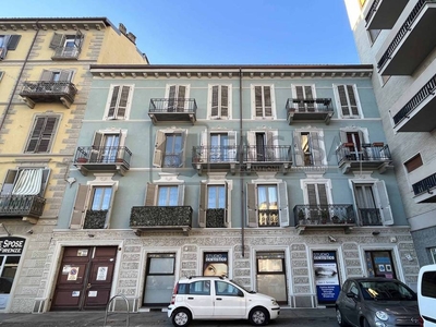 Appartamento in vendita a Torino piazza Francesco Crispi