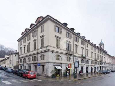 Appartamento in vendita a Torino piazza Gran Madre di Dio, 10