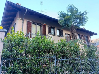 Appartamento in vendita a Torino strada Comunale di Cavoretto