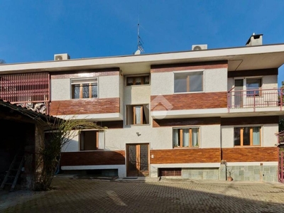 Appartamento in vendita a Torino strada Comunale Val s. Martino, 58