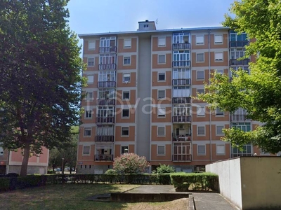 Appartamento in vendita a Torino strada del Drosso, 184/b