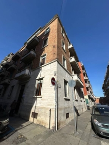 Appartamento in vendita a Torino via Antonio Canova, 33