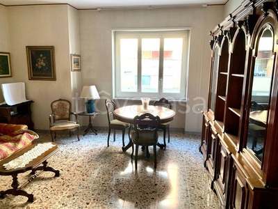 Appartamento in vendita a Torino via Bardonecchia, 81