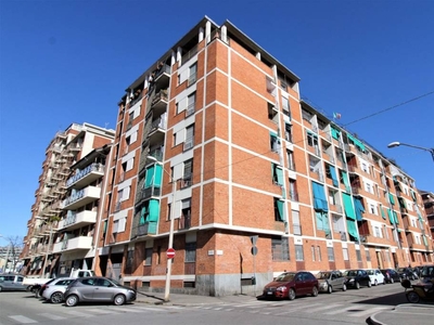 Appartamento in vendita a Torino via Bassano, 36